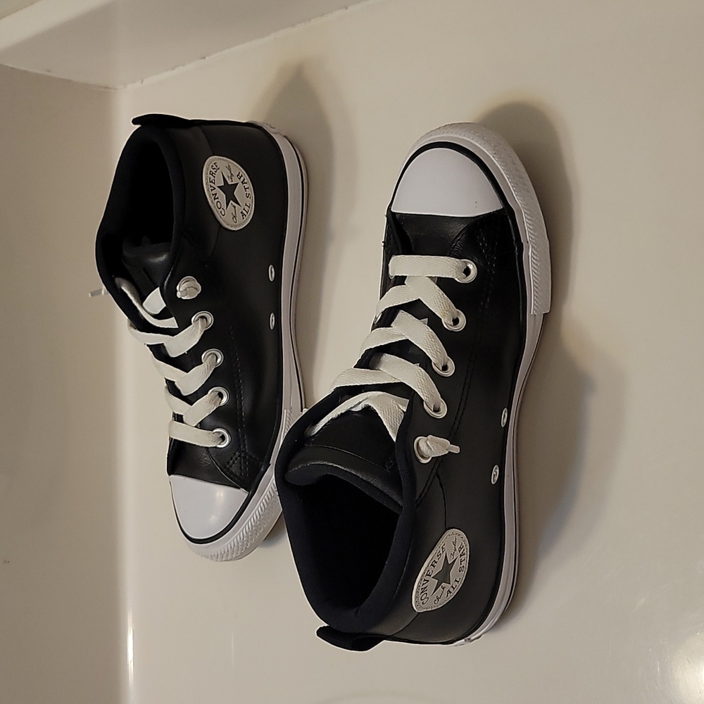 CHUCK TAYLOR ALL STAR STREET SLIP-ON SNEAKER - KIDS' size 3